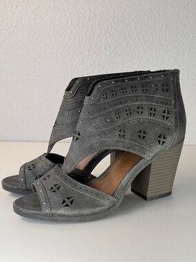 Maurices Cutout Peep Toe Block Heel Booties Gray Size 8 Womens